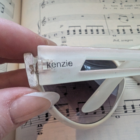 Kenzie Stylish White Aviator Sunglasses - Picture 5 of 11